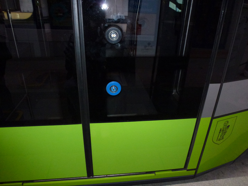 tramwaje w Olsztynie drzwi niepełnosprawni