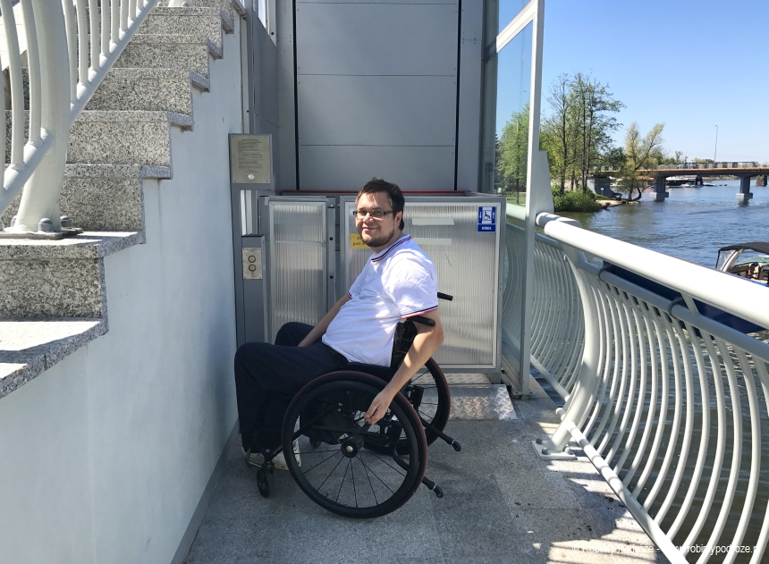 winda dla niepełnosprawnych w Mikołajkach