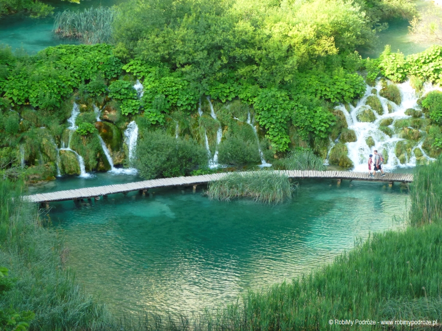 kładki Jezior Plitvickich to jedno z piękniejszych miejsc w Chorwacji
