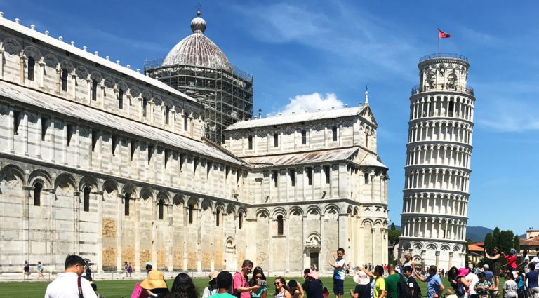 Krzywa Wieża i cuda Piazza del Duomo w Pizie (Eurotrip #7)