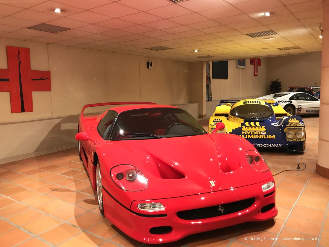 garaż Księcia Monako - Ferrari