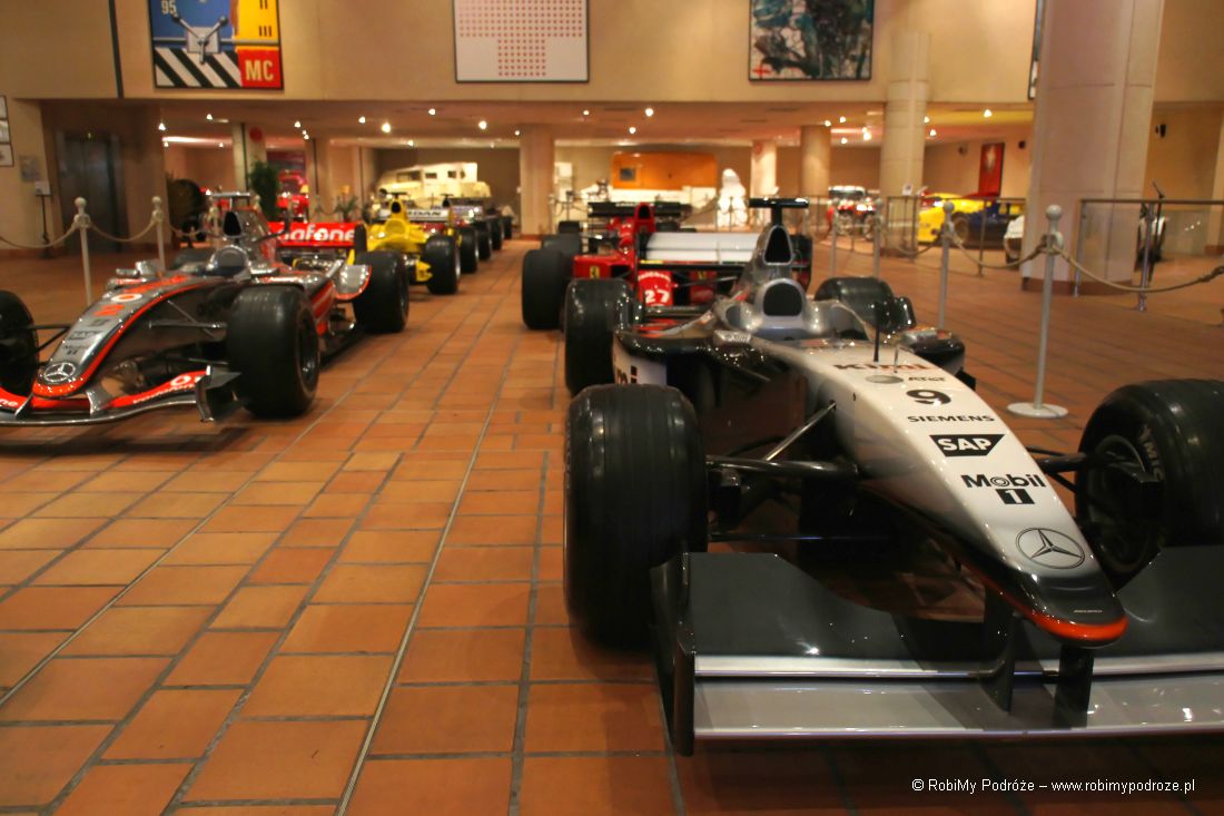garaż Księcia Monako - bolid f1