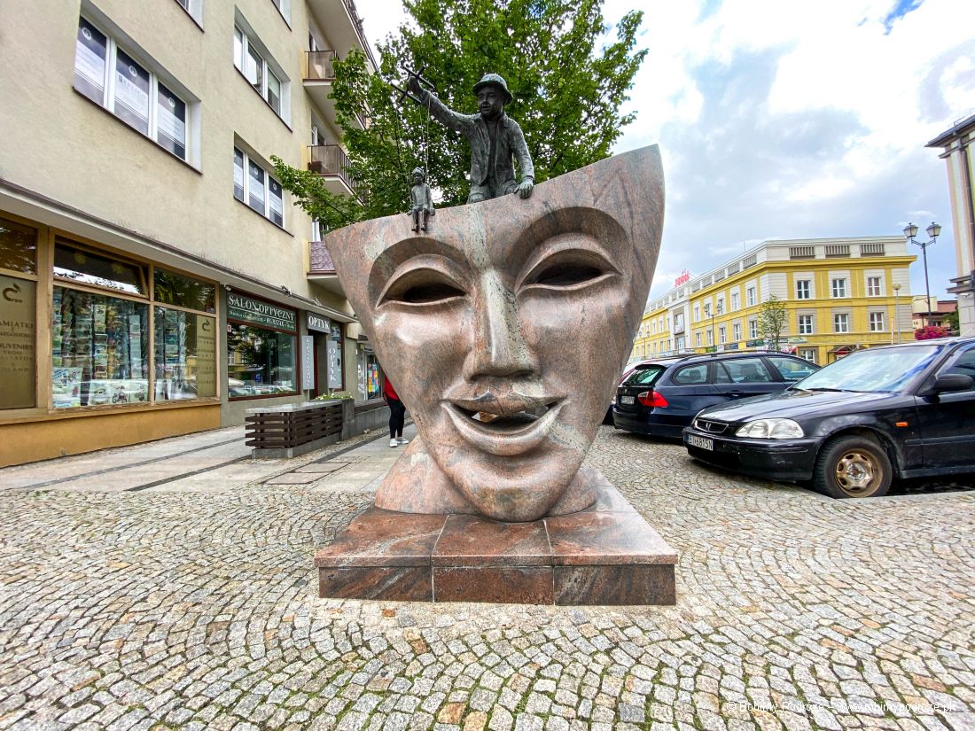 Pomnik Teatralna Maska