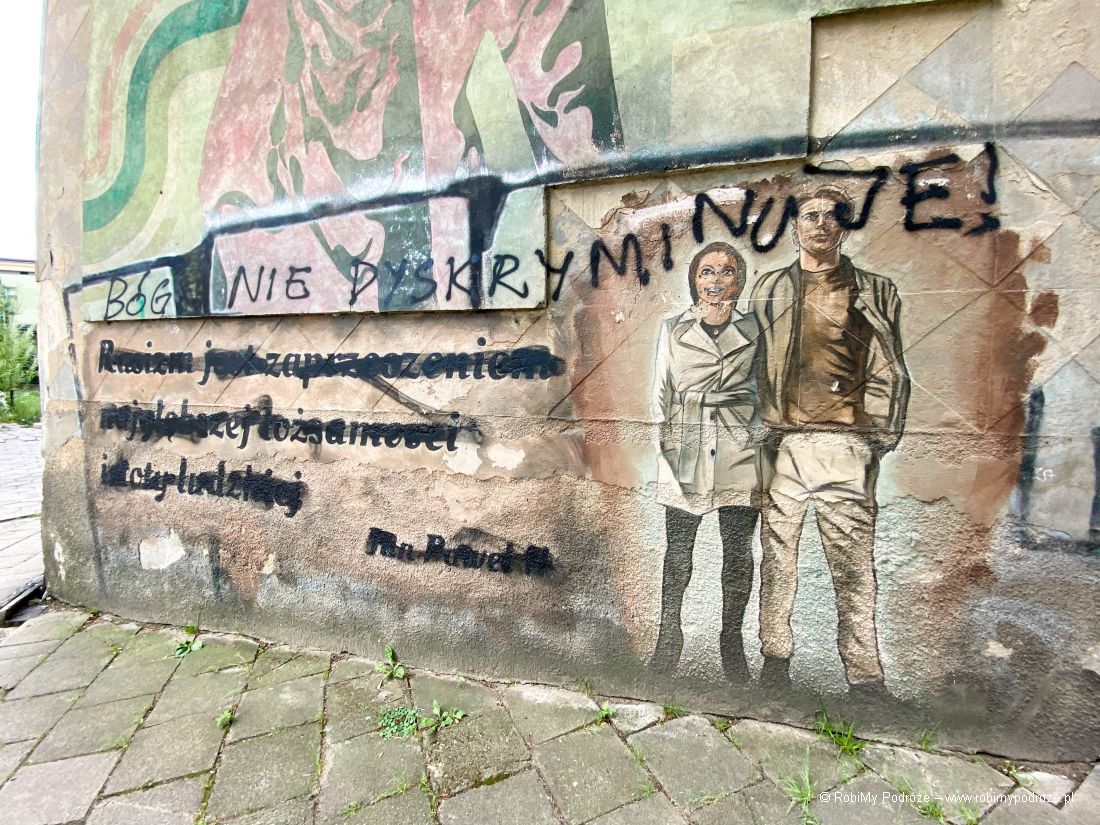 białostockie murale przy Piłsudkiego