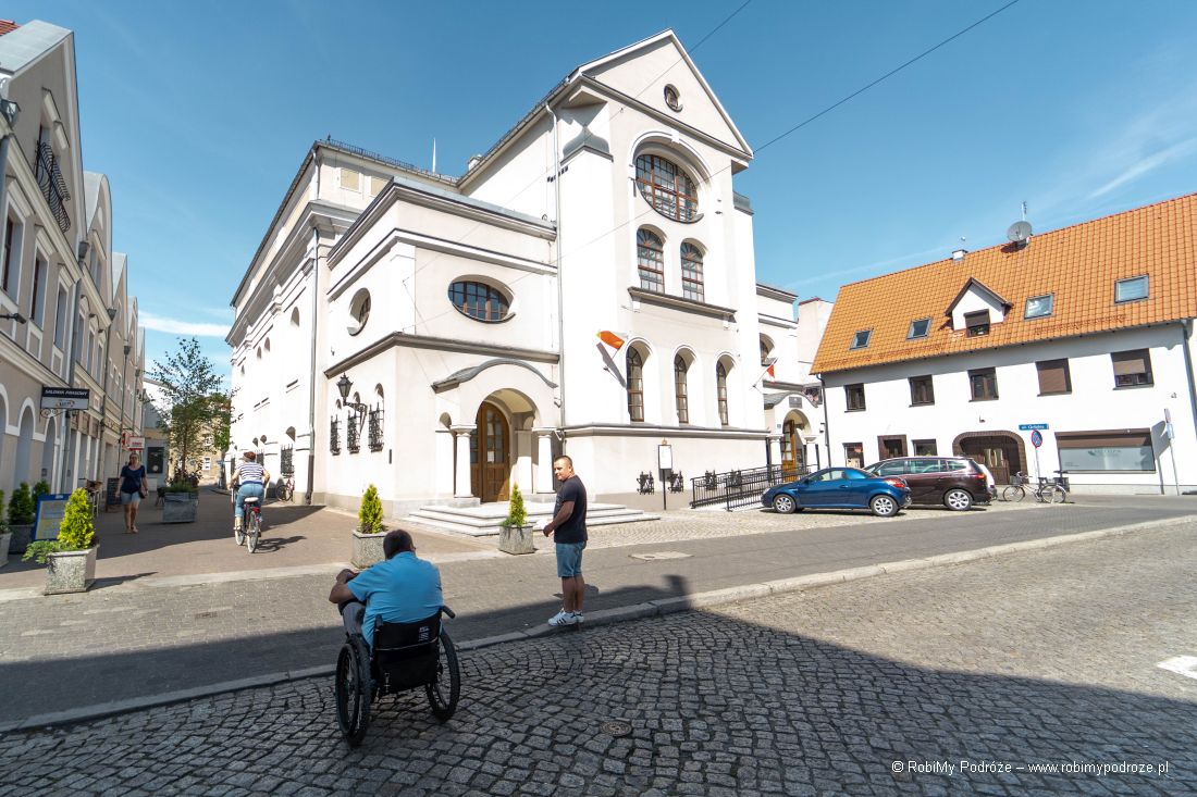 dawna synagoga w Lesznie