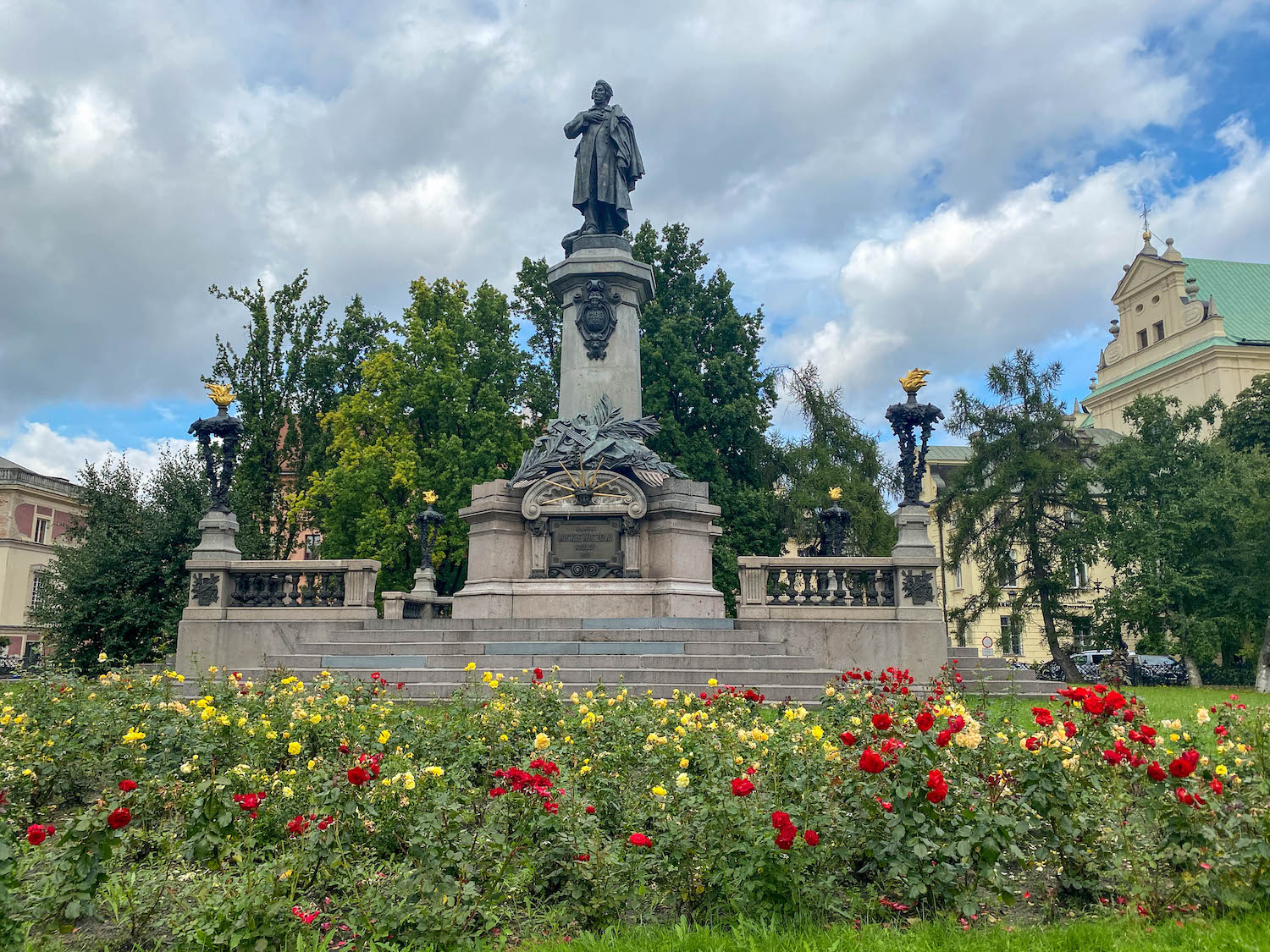 pomnik Adama Mickiewicza