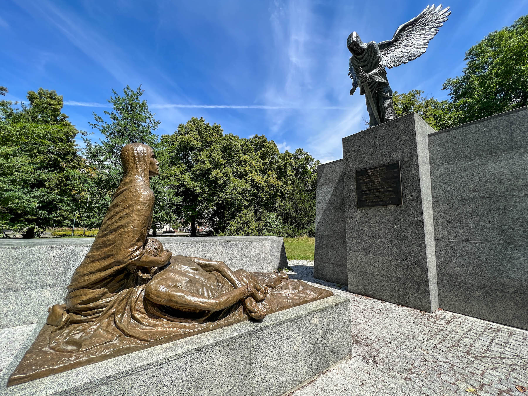 Pomnik Ofiar Zbrodni Katyńskiej we Wrocławiu