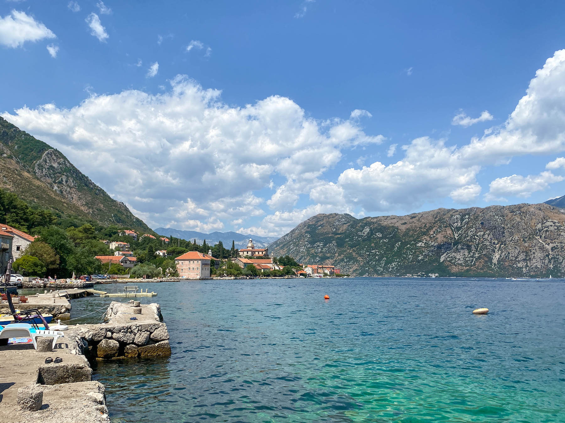 Prcanj punkt widokowy na Zatokę Kotorską w Czarnogórze