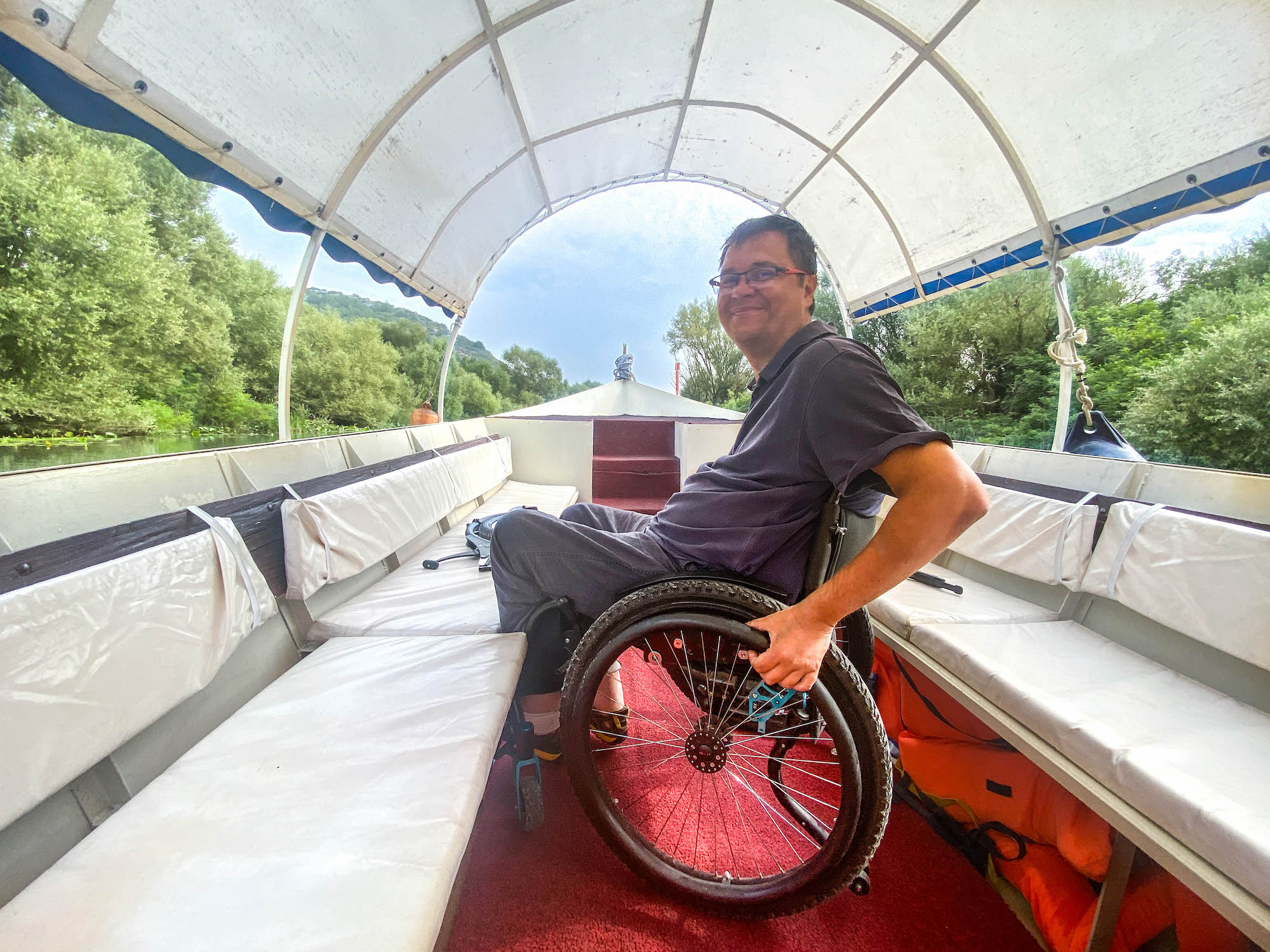 wózkiem inwalidzkim po Jeziorze Szkoderskim