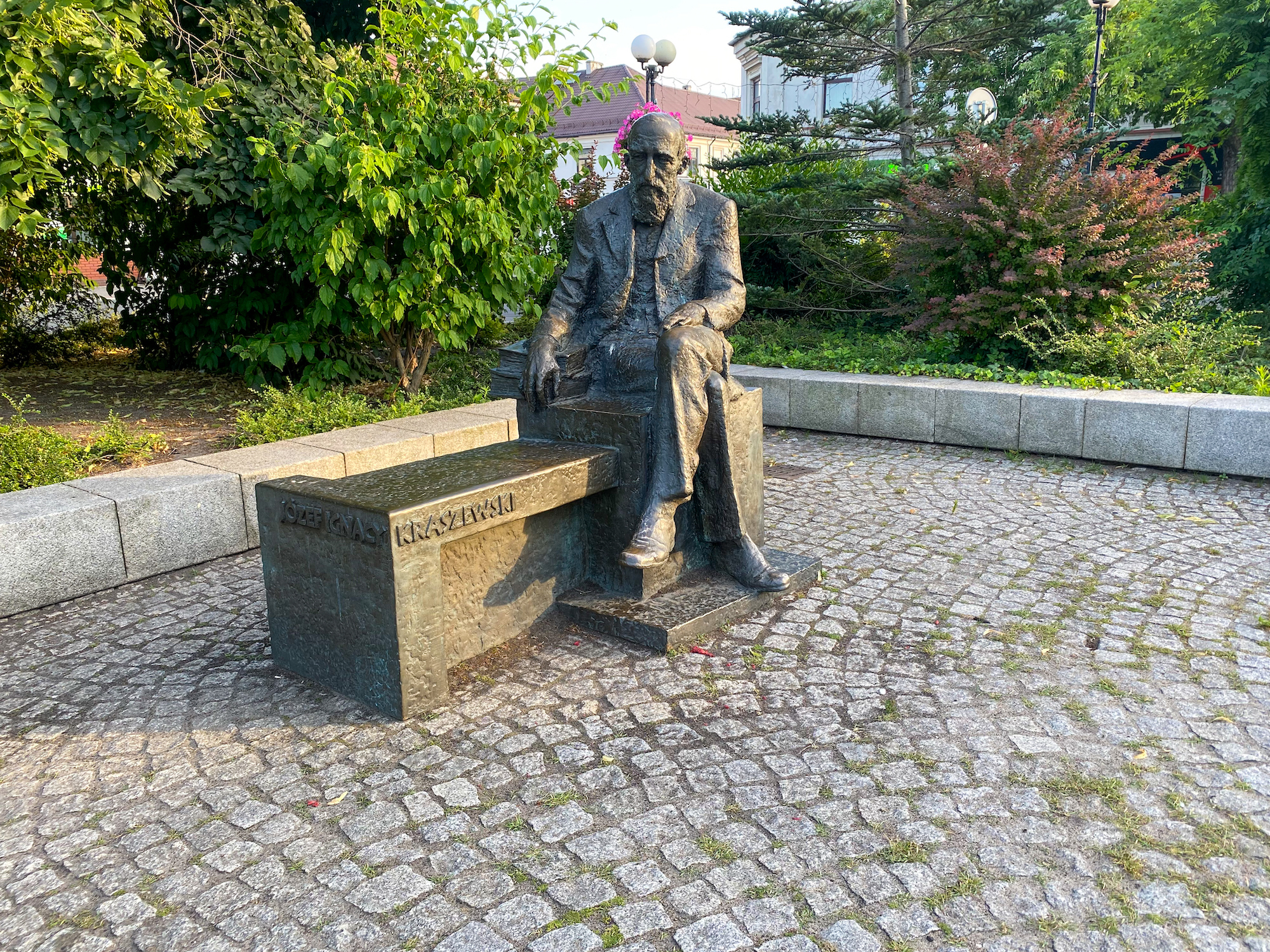 Biała Podlaska - pomnik Kraszewskiego