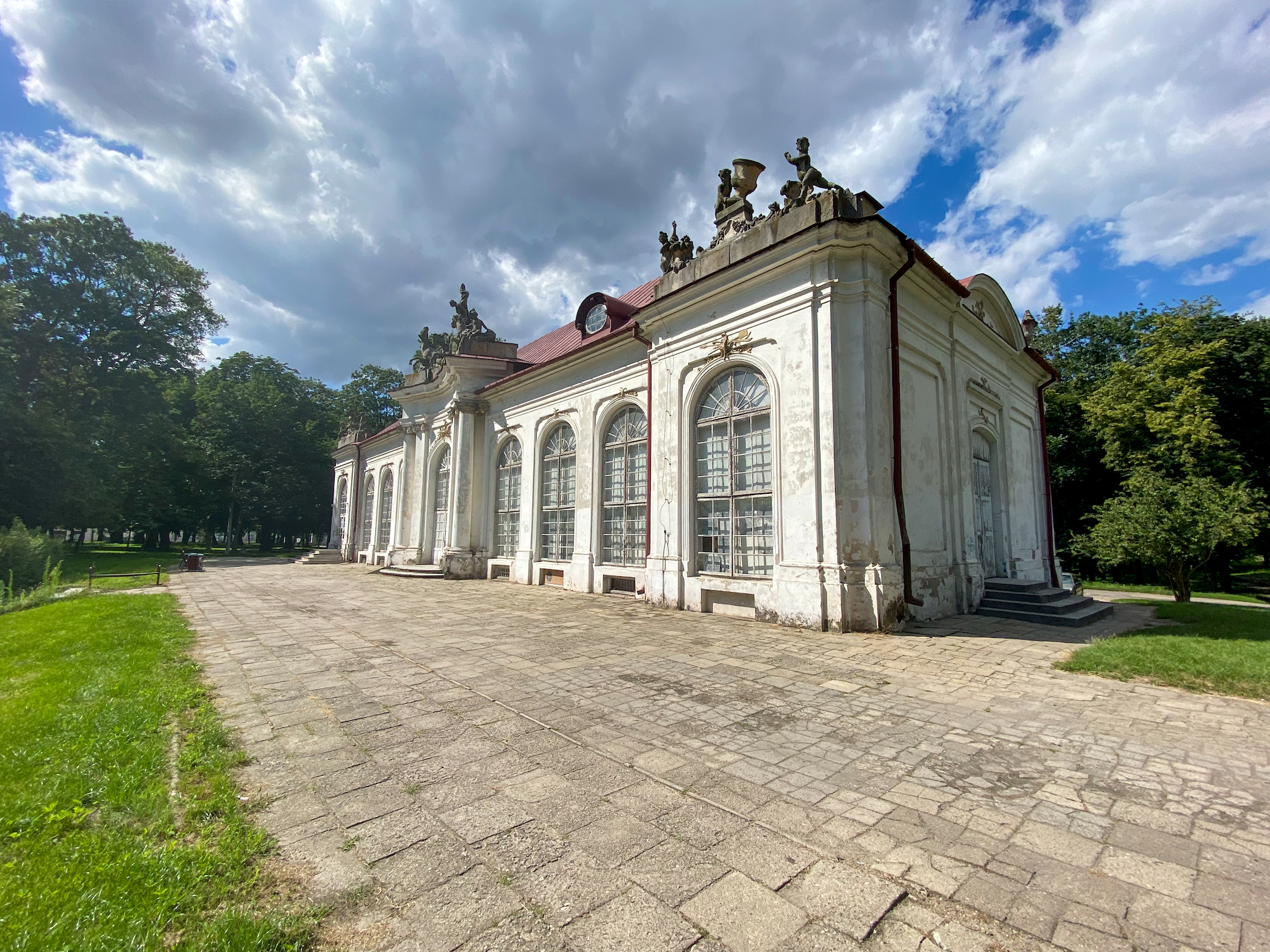 Pałac Potockich w Radzyniu - zabudowania pałacowe - atrakcje lubelskie