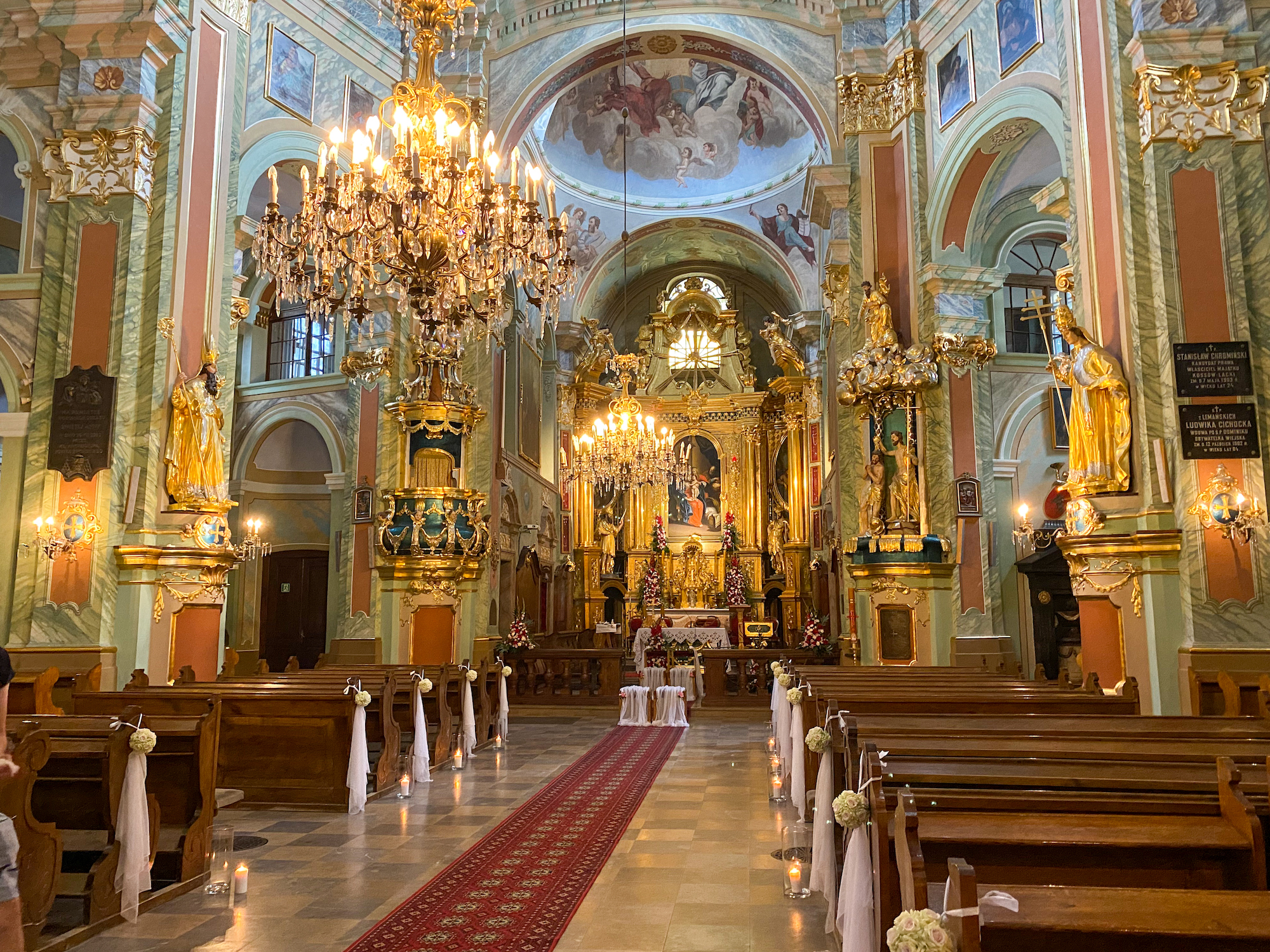 Wnętrze Bazyliki św Anny w Lubartowie